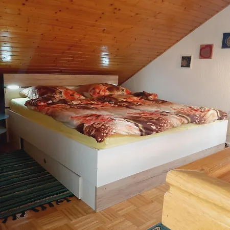 Pocitniska Hiska V Dolini Miru Holiday home