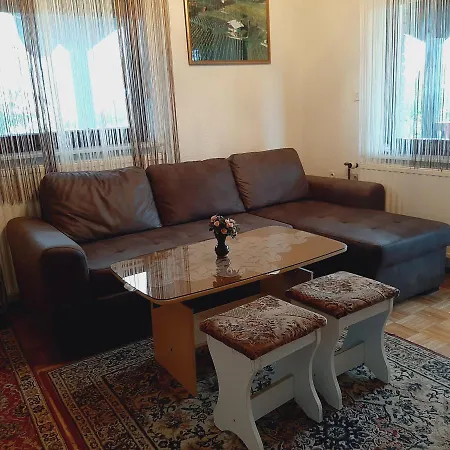 Pocitniska Hiska V Dolini Miru