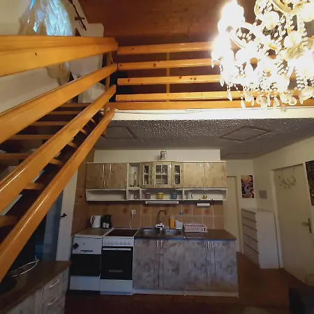 Pocitniska Hiska V Dolini Miru Holiday home *